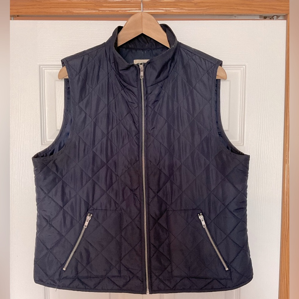 Loft XL Zip Up Quilted Vest